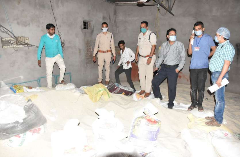 mandsaur news गरीबों के मुंह का निवला व्यापारी के गोदाम में पहुंचा