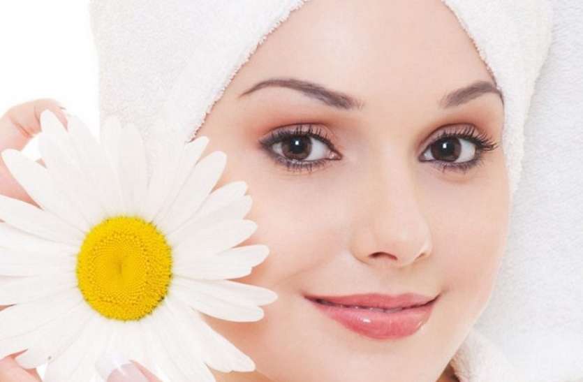 Glowing skin Home remedies for glowing skin :- बढ़ती उम्र में ग्लोइंग त्वचा के लिए अपनाएं ये घरेलू उपाय