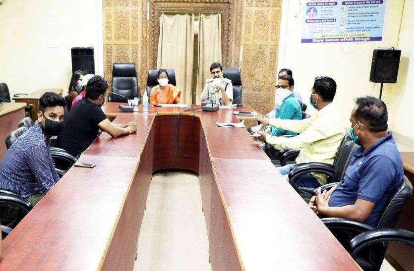 शिवपुरी में सशर्त हेयर सैलून और ब्यूटी पार्लर खोलने की अनुमति.. शिवपुरी में सशर्त हेयर सैलून और ब्यूटी पार्लर खोलने की अनुमति..