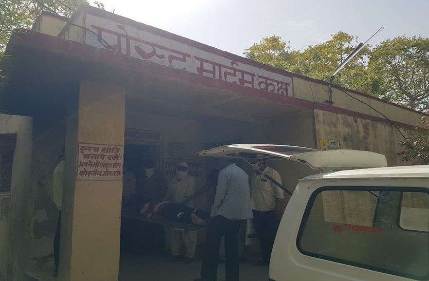 आत्मा चल बसी, देह को कटवा रहे चक्कर आत्मा चल बसी, देह को कटवा रहे चक्कर