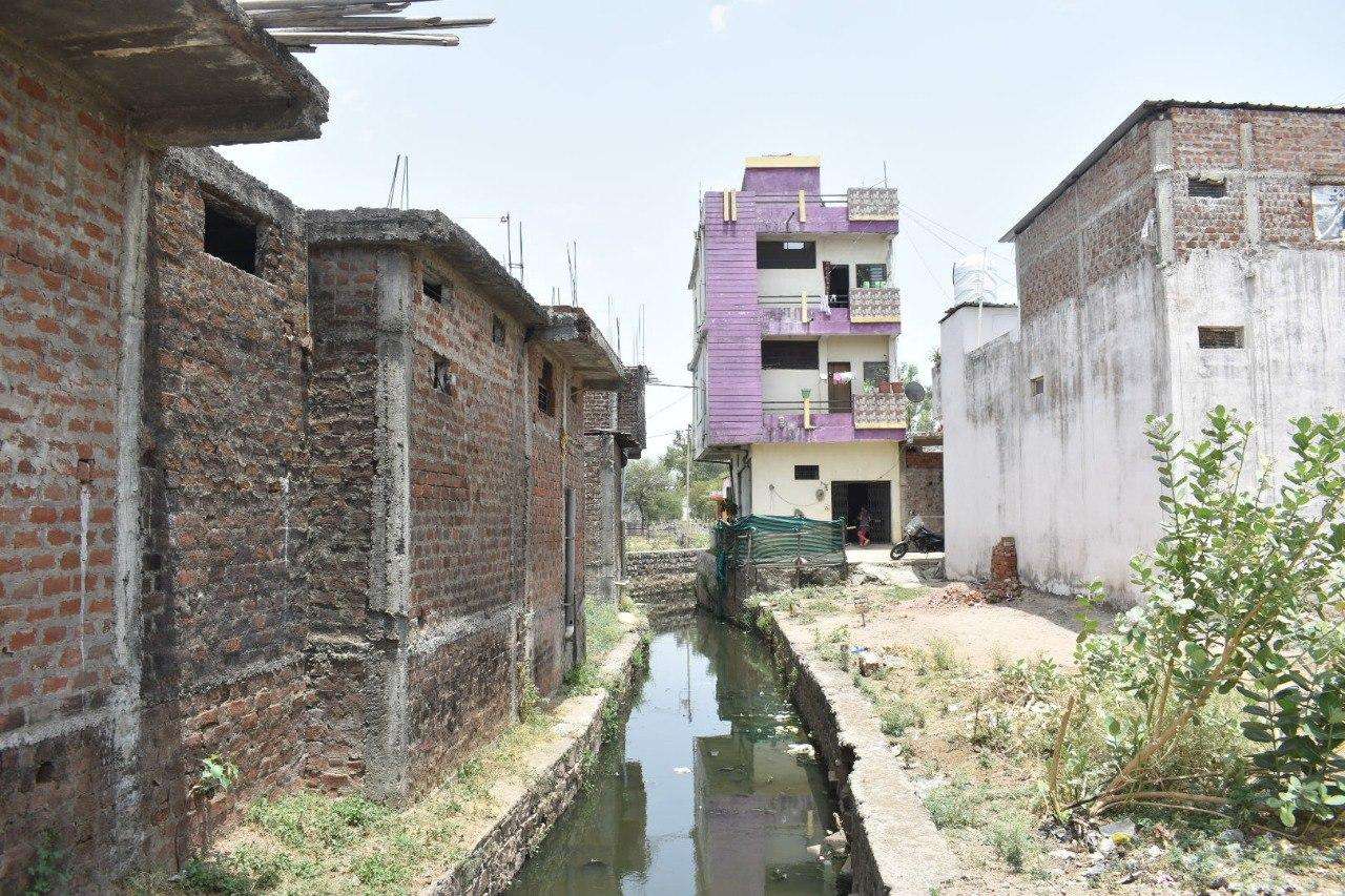कोरोना में दूसरी जिम्मेदारी भूला प्रशासन, नाले जाम, फिर बाढ़ बनेगी आफत