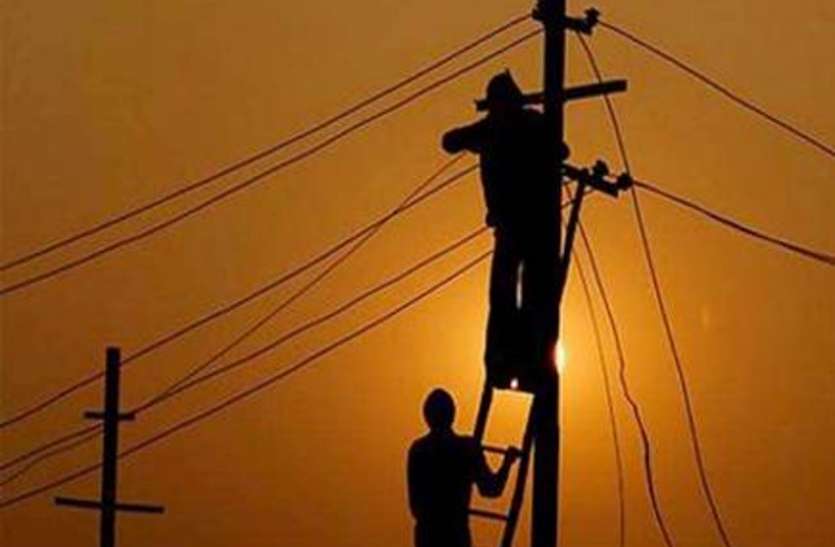 Singrauli power company action हजार बिजली कनेक्शन पर चली तलवार, शहर में कार्रवाई जारी, लोगों की बढ़ी परेशानी