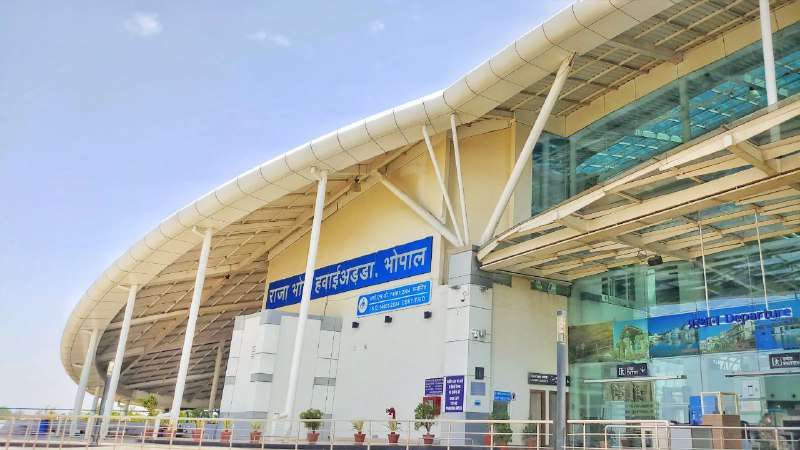 raja bhoj airport