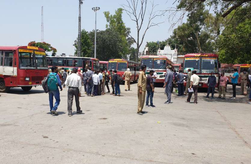 bus_1.jpg Eid Mubarak: 30 से अधिक जिलों के 964 यात्रियों काे लेकर गाेआ से सहारनपुर पहुंची स्पेशल ट्रेन