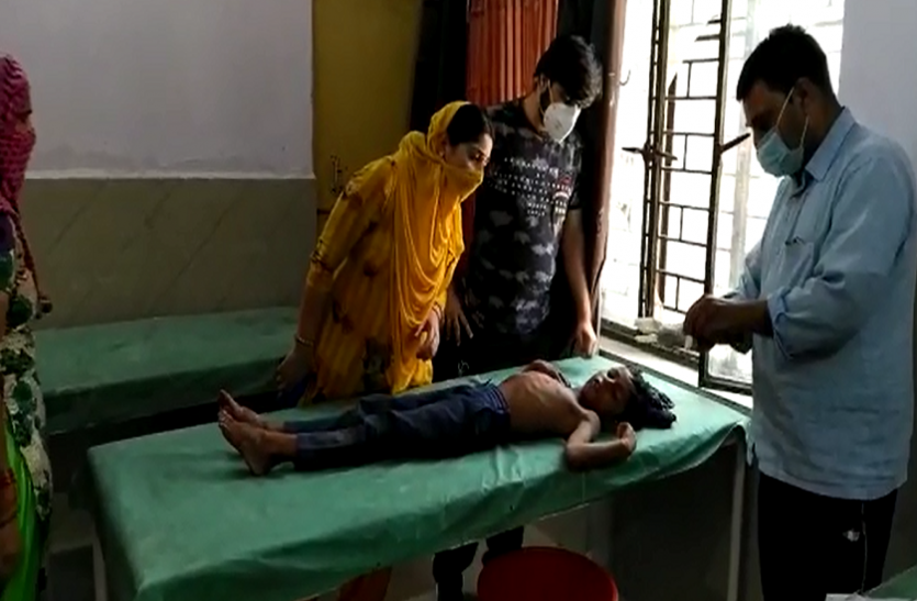 firirng.png लॉकडाउन के बीच दो पक्षों में फायरिंग, बच्चा समेत दो लोग हुए घायल