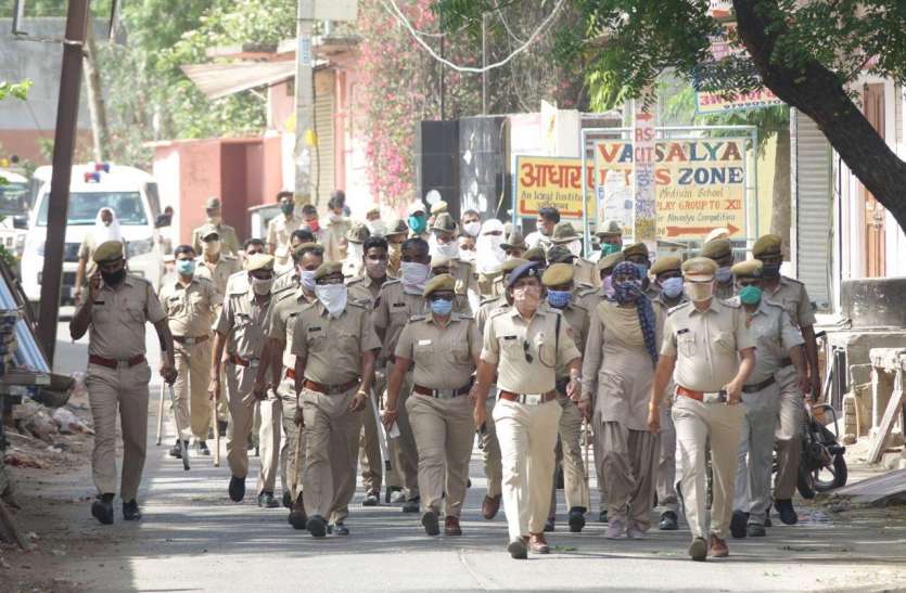 बाजार रहे बंद, ईद को देखते हुए सतर्कता बाजार रहे बंद, ईद को देखते हुए सतर्कता