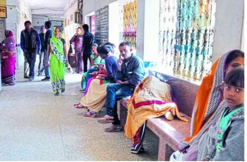 सीधी जिला अस्पताल कोरोना संकट में भी बीमार जिला अस्पताल, 3 डॉक्टरों के बल पर चल रहा ट्रामा सेंटर