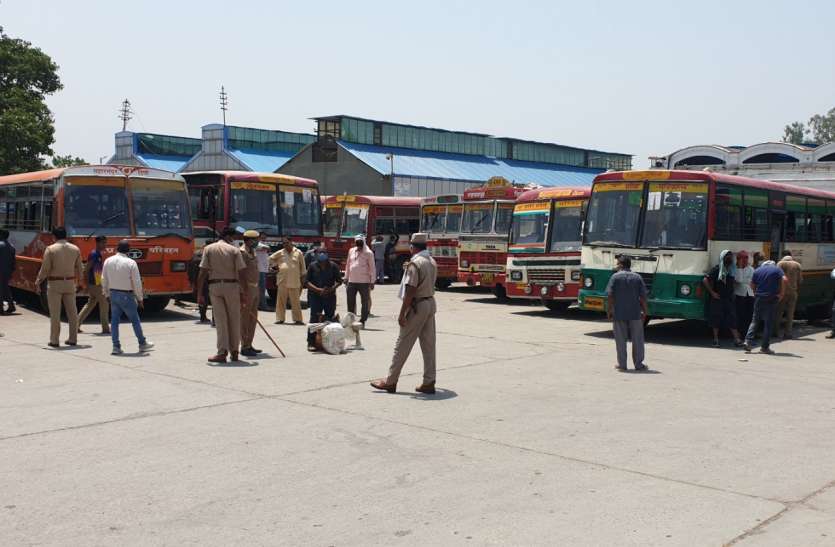 saharanpur_1.jpg लिंगापल्ली से 395 श्रमिकों काे लेकर सहारनपुर पहुंची ट्रेन, अधिकांश श्रमिक पूर्वांचल के रहने वाले
