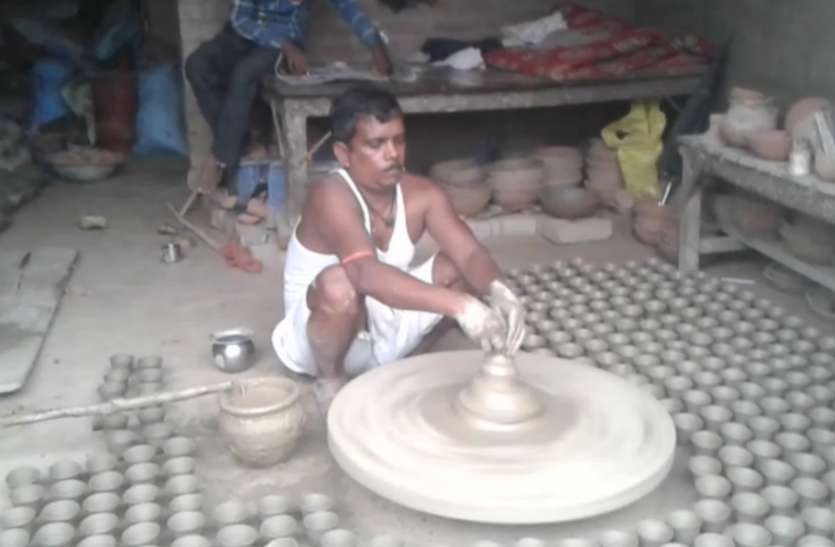 प्रजापति समाज व कुमारी कला के कारीगरों के लिए बड़ी खुशखबरी, मिलेगा विद्युत चालित चॉक प्रजापति समाज व कुमारी कला के कारीगरों के लिए बड़ी खुशखबरी, मिलेगा विद्युत चालित चॉक