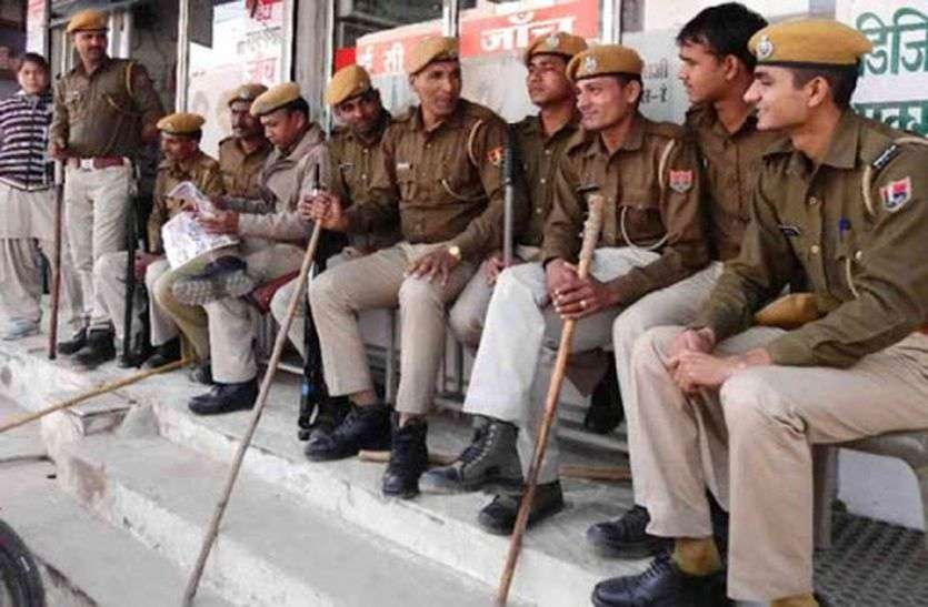 थानाधिकारी आत्महत्या प्रकरण : अब जानेंगे पुलिसकर्मियों के मन की बात थानाधिकारी आत्महत्या प्रकरण : अब जानेंगे पुलिसकर्मियों के मन की बात