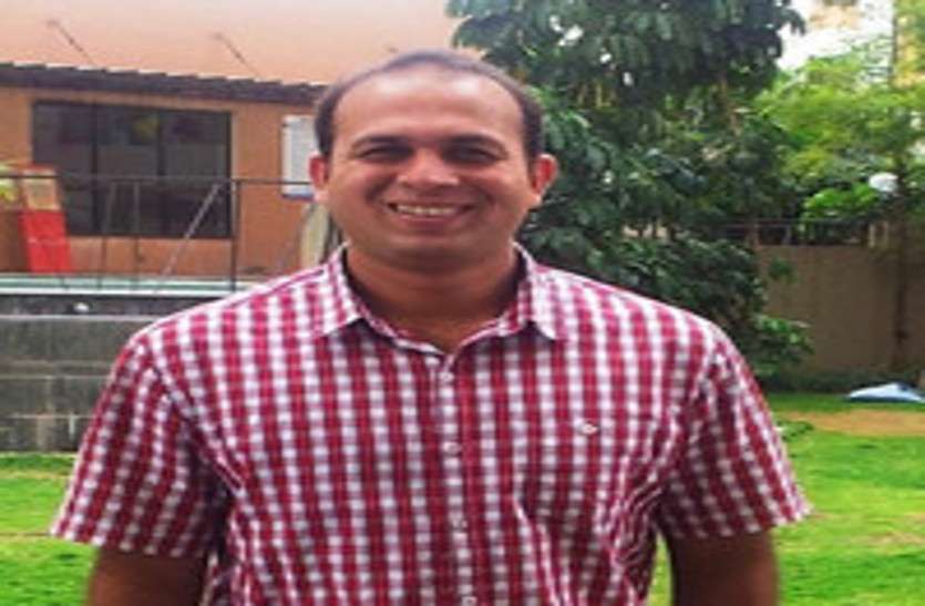 डॉ. सर्वेश्वर को मिली CM के गृह जिले की कमान, पेशे से डॉक्टर और IAS ऑफिसर का है जबरदस्त कॉम्बिनेशन