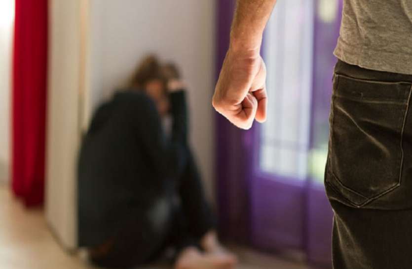 लॉकडाउन और घरेलू हिंसा लॉकडाउन और घरेलू हिंसा