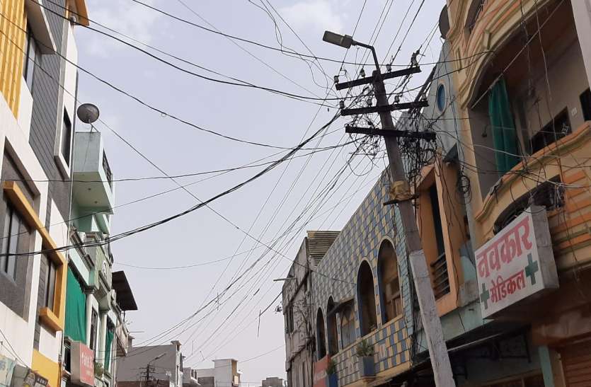 1 करोड़ 42 लाख रु.की राशि मिली, पर केबल नहीं लग पाई 1 करोड़ 42 लाख रु.की राशि मिली, पर केबल नहीं लग पाई