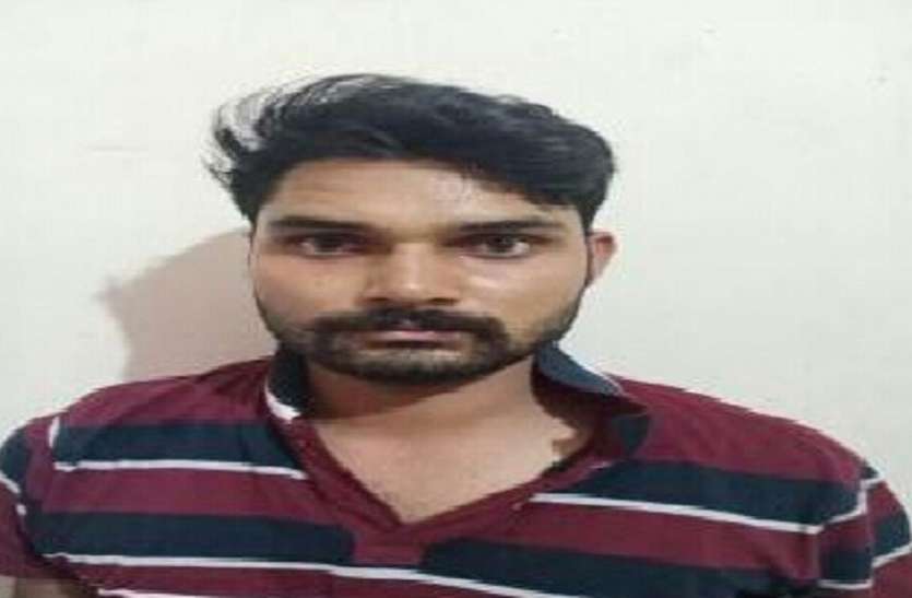 One lakh Rewarded shooter of Khan Mubarak gang arrested खान मुबारक गैंग का एक लाख का इनामी शूटर गिरफ्तार , संघ नेता समेत दो हत्याओं की ली थी सुपारी