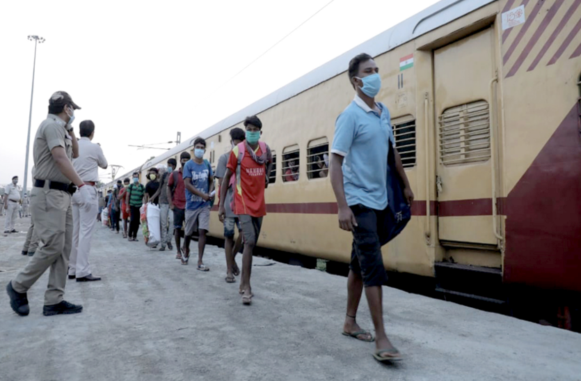 ओडिशा में प्रवासी श्रमिकों के समक्ष रोजी-रोटी का संकट, UP की तर्ज पर प्रवासी आयोग की मांग