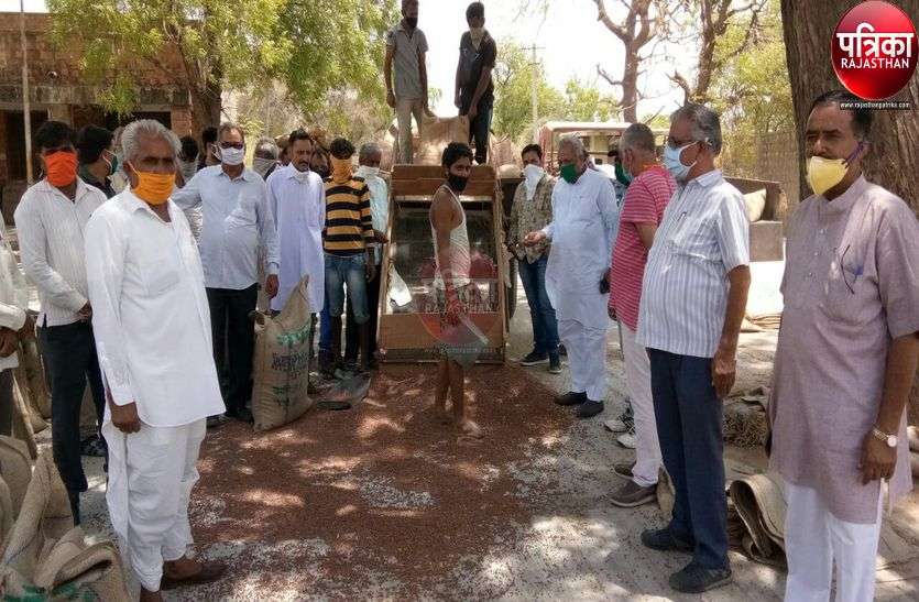 यहां पौने दो करोड़ के सरसों-चना की हुई खरीद, अब किसानों के खाते में ऑनलाइन जमा होगी राशि यहां पौने दो करोड़ के सरसों-चना की हुई खरीद, अब किसानों के खाते में ऑनलाइन जमा होगी राशि