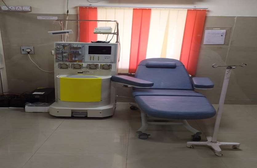 999.jpg जनाना अस्पताल में न्यू कम्पोनेंट सेपरेशन यूनिट शुरू