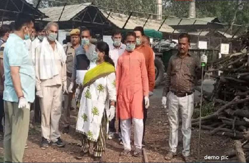 ghaziabad2.jpg श्मशान घाट की लकड़ियों को लेकर भिड़े भाजपा नेता