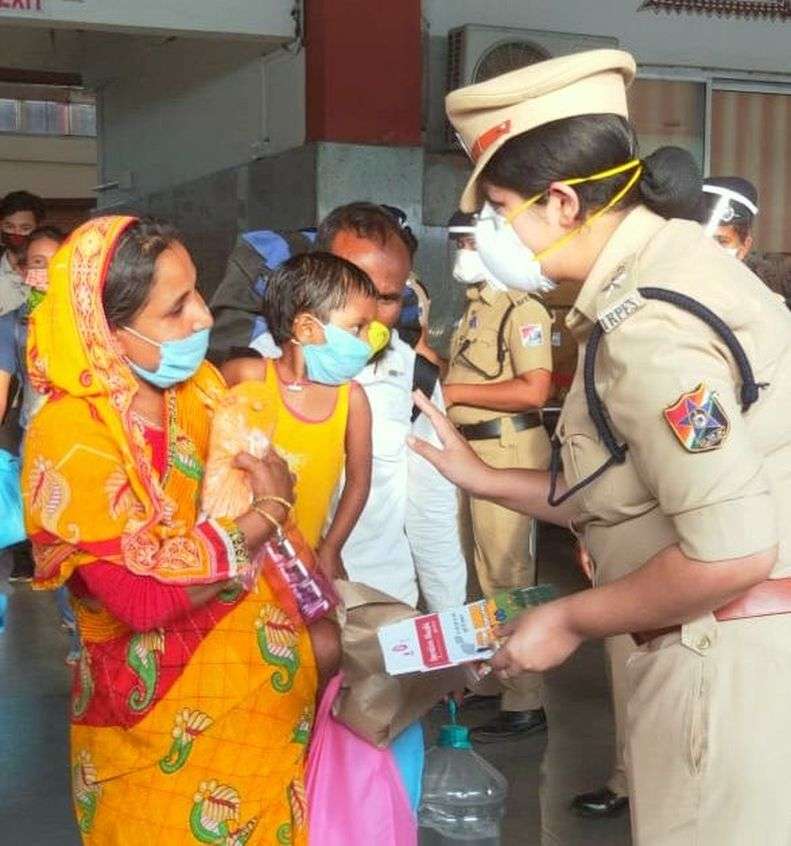मुस्कान वापस रखो के साथ ऑपरेशन खुशी भी शुरू