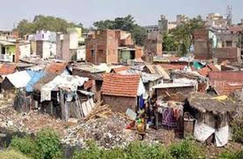 कच्ची बस्तियों में पक्के मकानों का निर्माण शीघ्र कच्ची बस्तियों में पक्के मकानों का निर्माण शीघ्र