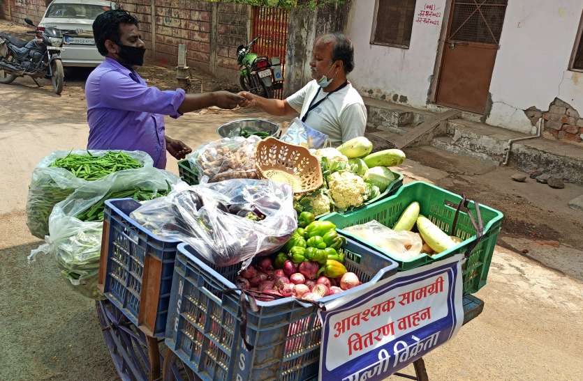 जरूरी वस्तुओं की मांग-आपूर्ति के डर के बीच लॉकडाउन में नीचे आ गए भाव जरूरी वस्तुओं की मांग-आपूर्ति के डर के बीच लॉकडाउन में नीचे आ गए भाव