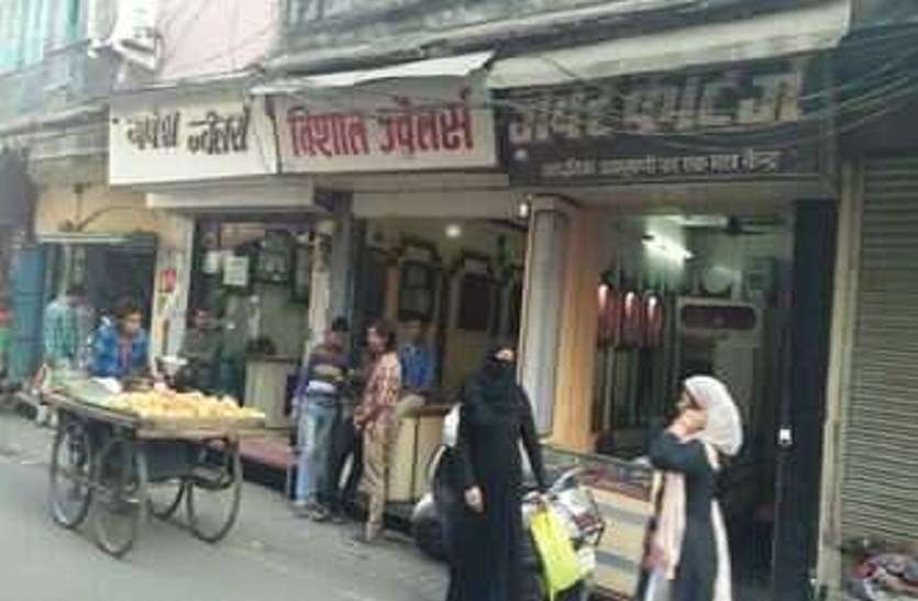 market_open.jpg राहत: 68 दिन बाद आज से खुलेंगे बाजार, ग्राहकों के साथ दुकानदारों को इन नियमों का करना होगा पालन