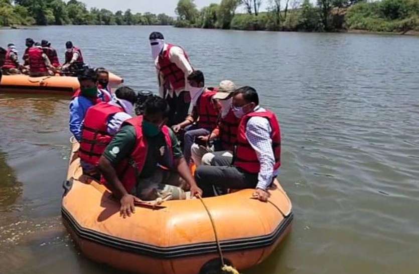 आपदा प्रबंधन दल ने की संसाधनों की जांच-परख आपदा प्रबंधन दल ने की संसाधनों की जांच-परख