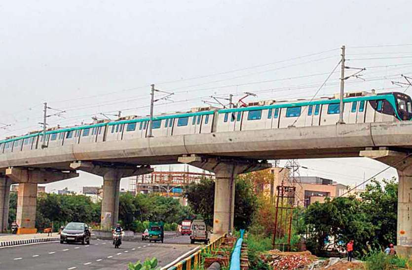 773890-noida-metro-01.jpg Metro में सफर करने के बदल गए नियम, कोरोना के कारण तैयार हुआ मास्टर प्लान