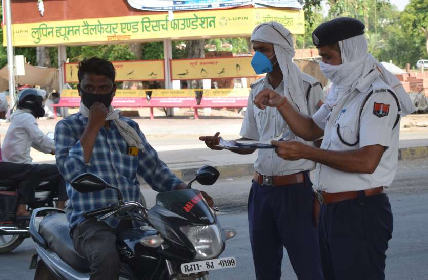 Action continues against those who violate the Corona Pandemic Guideline कोरोना महामारी गाइडलाइन का उल्लंघन करने वालों के विरुद्ध कार्रवाई जारी