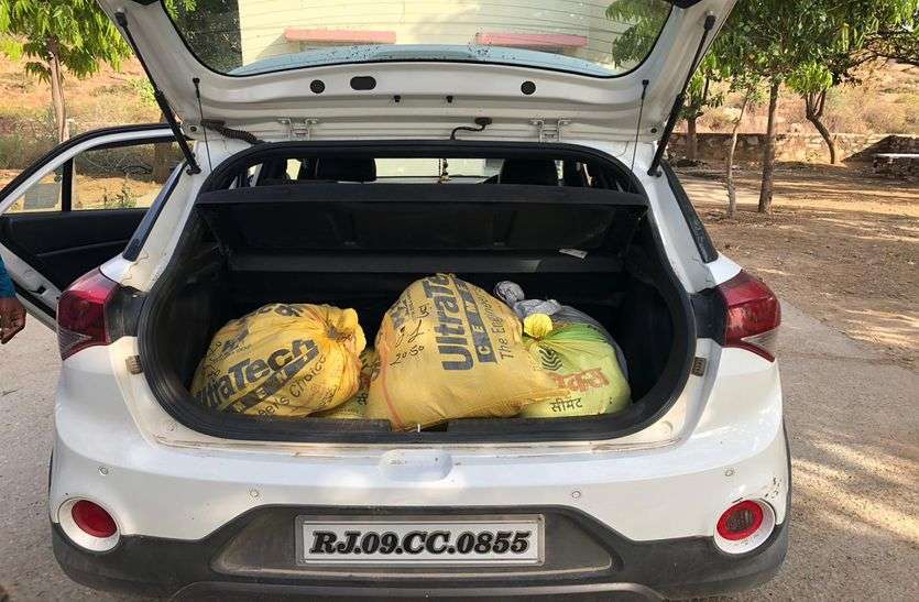 टोल नाकों पर दबिश देकर जब्त की 231 किलो अफीम, 58 क्विंटल डोडा चूरा टोल नाकों पर दबिश देकर जब्त की 231 किलो अफीम, 58 क्विंटल डोडा चूरा