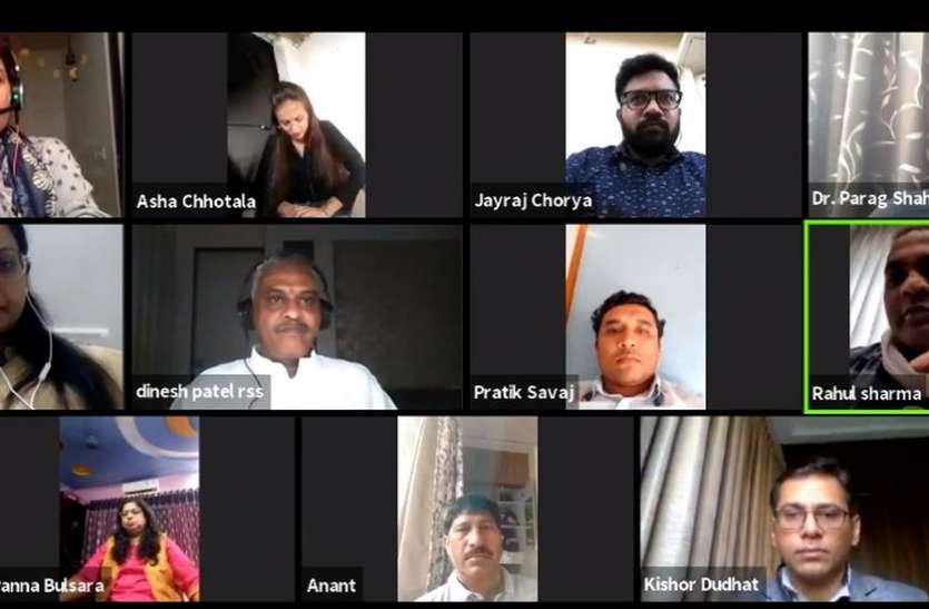 दो-सवा दो महीने से लगातार बगैर थके-हारे सेवाकाल के सुनाए संस्मरण दो-सवा दो महीने से लगातार बगैर थके-हारे सेवाकाल के सुनाए संस्मरण