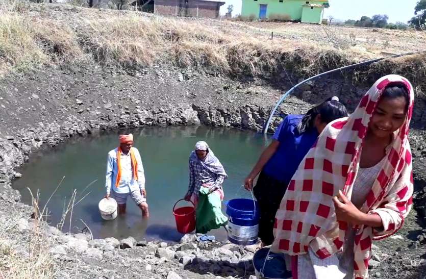 पंाच वर्ष बाद भी कुआं अधूरा पंाच वर्ष बाद भी कुआं अधूरा