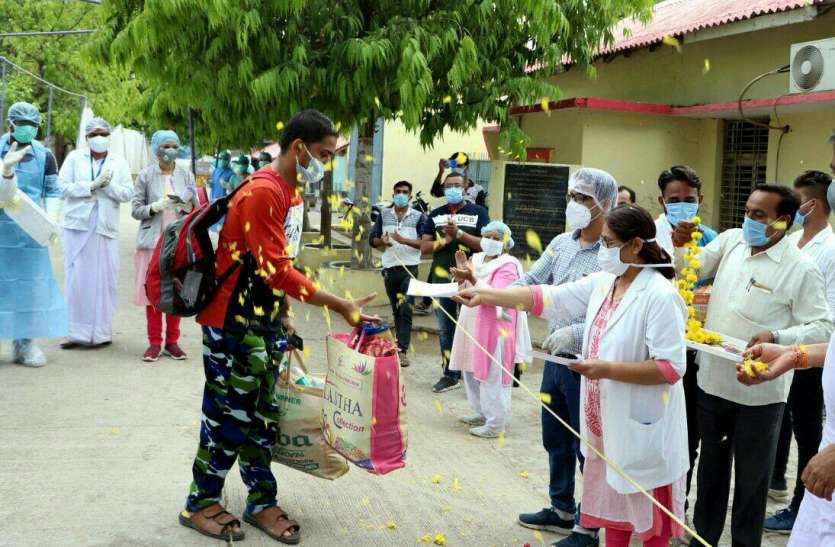 0301nsp3.jpg दो कोरोना पॉजिटिव मरीजों को अस्पताल से किया डिस्चार्ज, अब कोरोना के एक्टिव केस 10