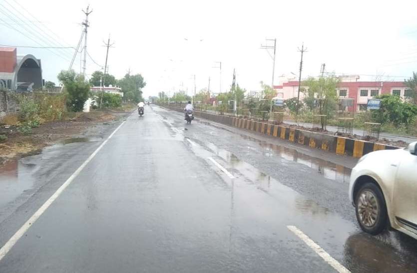 Nisarg Hurricane: Possibility of wind speed in Burhanpur at 50 kmph in 24 hours निसर्ग तूफान: बुरहानपुर में 24 घंटे में 50 किमी प्रति घंटे की रफ्तार से हवा चलने की संभवना
