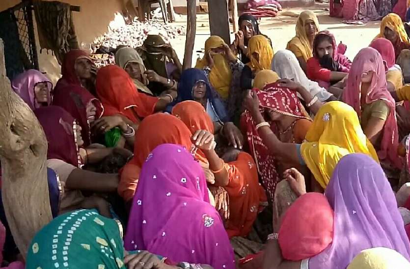 सिपाही का शव पहुंचा, तो बिलख पड़े परिजन सिपाही का शव पहुंचा, तो बिलख पड़े परिजन