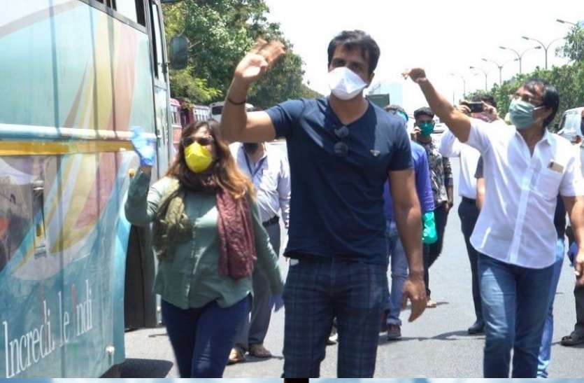 कद्दावर भाजपा नेता को अपनी सरकार पर भरोसा नहीं, पूर्व मंत्री ने सोनू सूद से मांगी मदद, सोनू ने दिया ये जवाब कद्दावर भाजपा नेता को अपनी सरकार पर भरोसा नहीं, पूर्व मंत्री ने सोनू सूद से मांगी मदद, सोनू ने दिया ये जवाब
