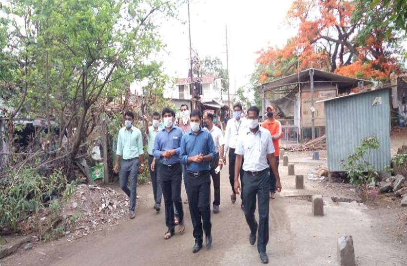 Mumbai Nisarg Toofan : मुंबई-पालघर से टला निसर्ग का खतरा, लोगों ने ली राहत की सांस Mumbai Nisarga cyclone : मुंबई-पालघर से टला निसर्ग का खतरा, लोगों ने ली राहत की सांस