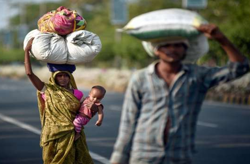 इस राज्य के मजदूर आसानी से नहीं जा सकेंगे बाहर, पहले लेनी होगी सरकार से अनुमति इस राज्य के मजदूर आसानी से नहीं जा सकेंगे बाहर, पहले लेनी होगी सरकार से अनुमति