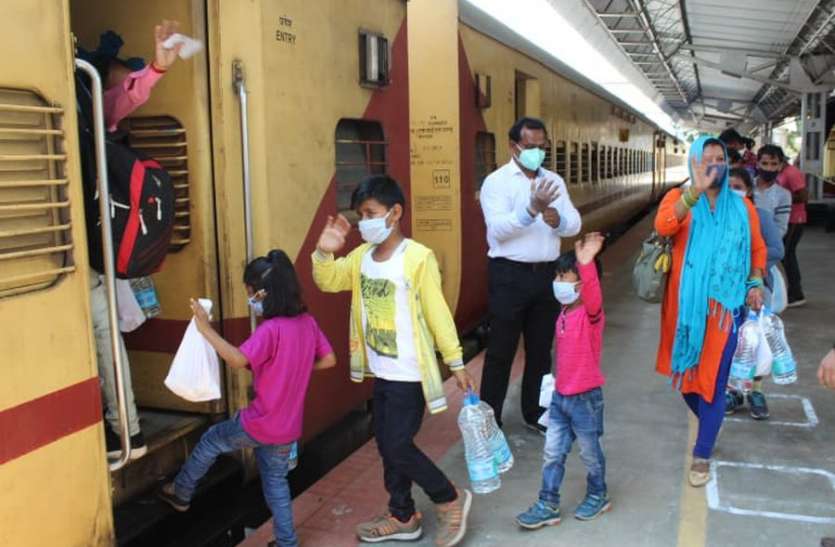 train लॉकडाउन के बाद लौटने वाले श्रमिकों में सबसे ज्यादा बिहार व यूपी के