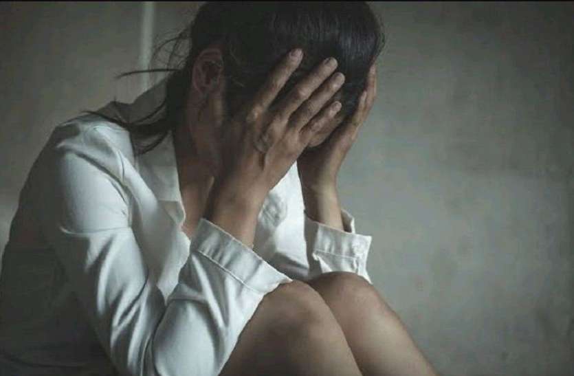 लंदन में डॉक्टर बताकर शादी का दिया ऑफर, फिर युवती से ठग लिए 6 लाख लंदन में डॉक्टर बताकर शादी का दिया ऑफर, फिर युवती से ठग लिए 6 लाख