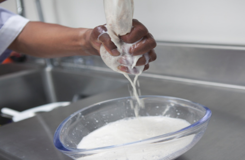 World Food Safety Day 2020: Synthetic Milk Damage your Health World Food Safety Day 2020: सेहत को खोखला बनाता है सुबह-शाम पीएं जाने वाला ये सफेद जहर