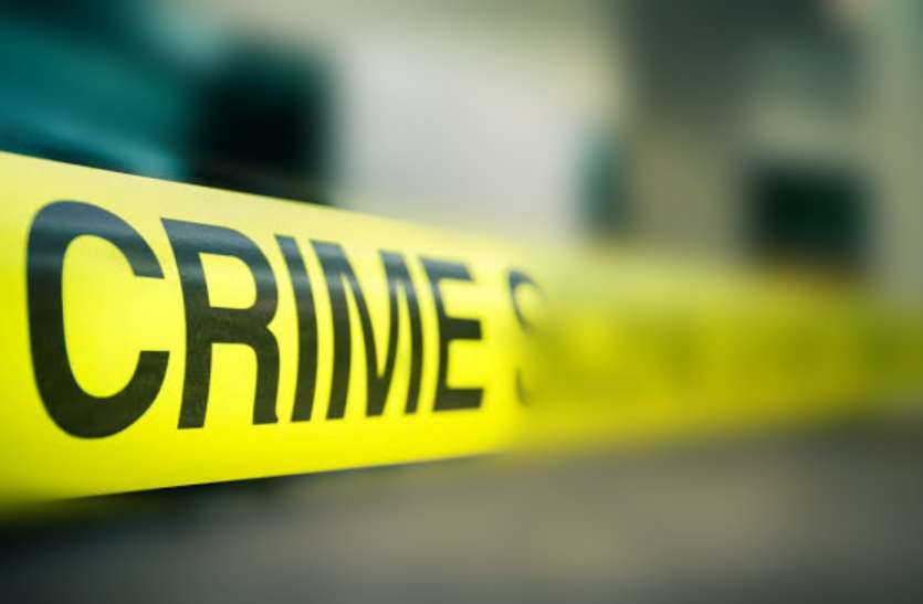 Crime खेत में संदिग्ध अवस्था में मिली किसान की लाश, सिर और गले में चोट के निशान, हत्या की आशंका