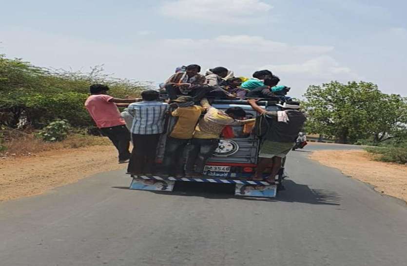 Buses stop operating, heavy overloading in four wheelers