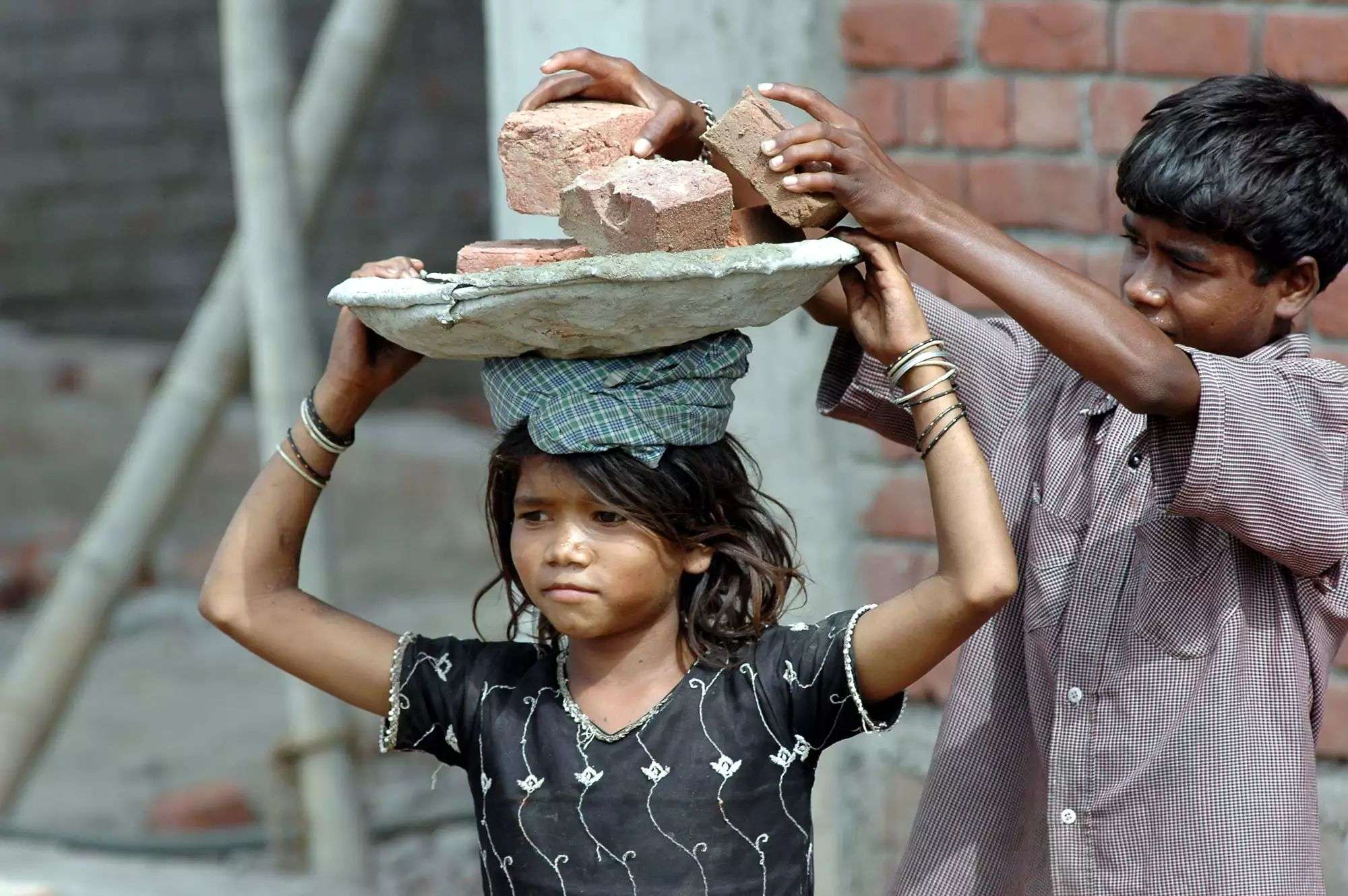 World Day Against Child Labour: कोरोना काल में बच्चों को बालश्रम से बचाने की कोशिशें ज्यादा करनी होंगी