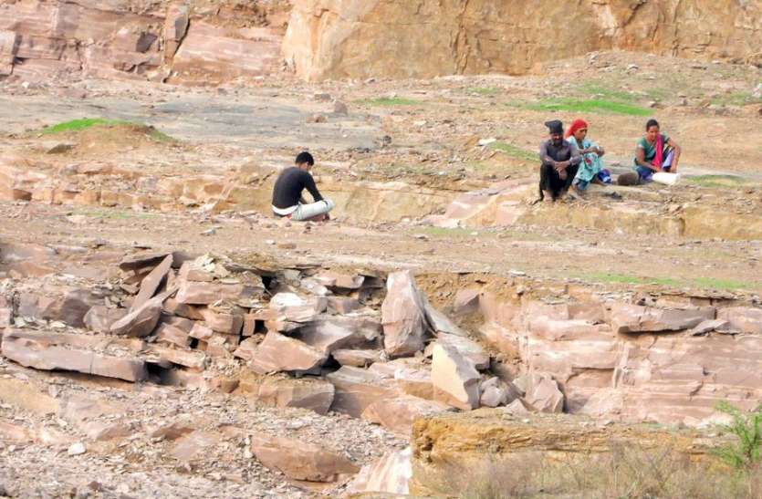 अवैध खननकर्ताओं के खिलाफ कार्रवाई करेगी पुलिस अवैध खननकर्ताओं के खिलाफ कार्रवाई करेगी पुलिस