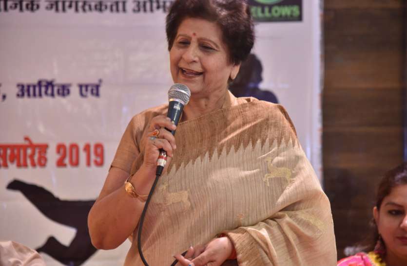 बारिश से पहले नाला सफाई को लेकर कई स्थानों पर महापौर ने की मैराथन निरीक्षण बारिश से पहले नाला सफाई को लेकर कई स्थानों पर महापौर ने की मैराथन निरीक्षण