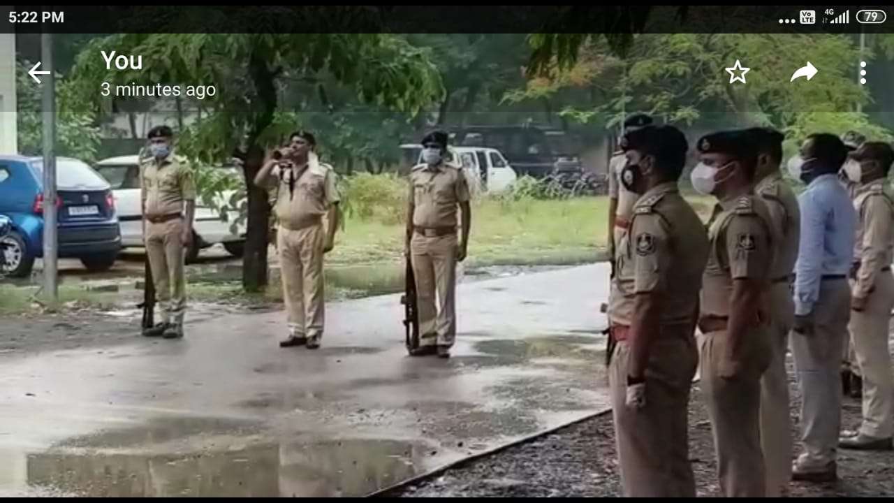 COVID19 : अस्पताल से कोरोना टेस्ट नेगेटिव आने पर छुट्टी दी और पांच दिन बाद हुई पुलिसकर्मी की मौत