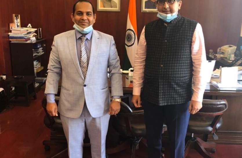 menar.jpg दुबई से जयपुर स्पेशल फ्लाइट के लिए भारतीय दूत से मिले मेवाड़ समिति के अध्यक्ष