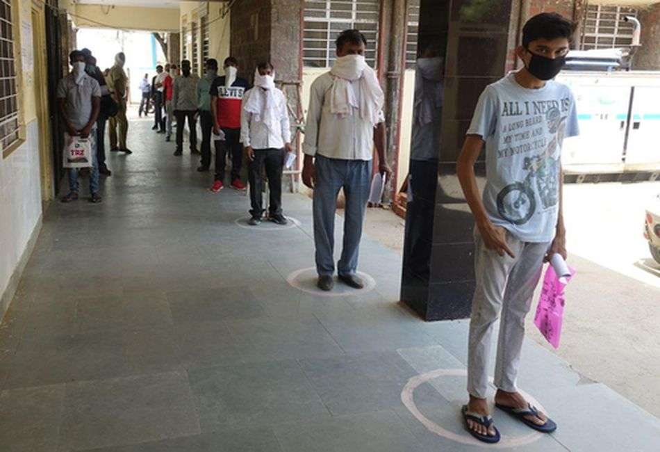 दो युवा मिले कोरोना पॉजिटिव, अब 97 हुए संक्रमित