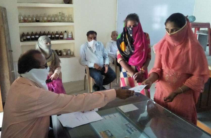 बोर्ड परीक्षा की तैयारी पूरी,बिना मास्क किसी को प्रवेश नहीं बोर्ड परीक्षा की तैयारी पूरी,बिना मास्क किसी को प्रवेश नहीं